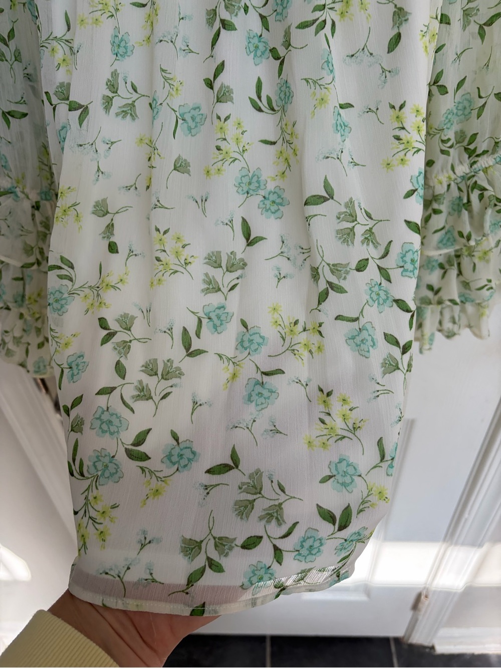 CeCe Off Shoulder Floral Ruffle Peasant Blouse Cottagecore Boho Top Large - Picture 5 of 8